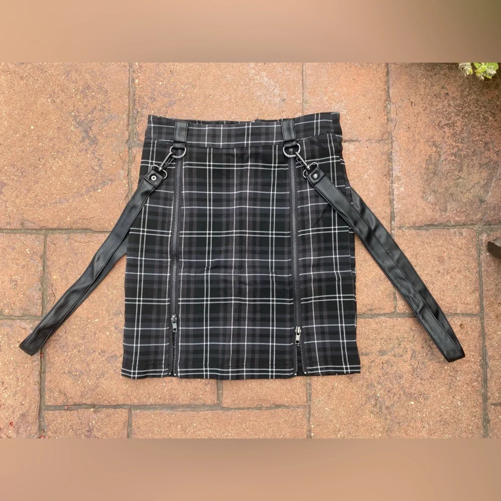 killstar ash tartan skirt - Picture 2 of 8